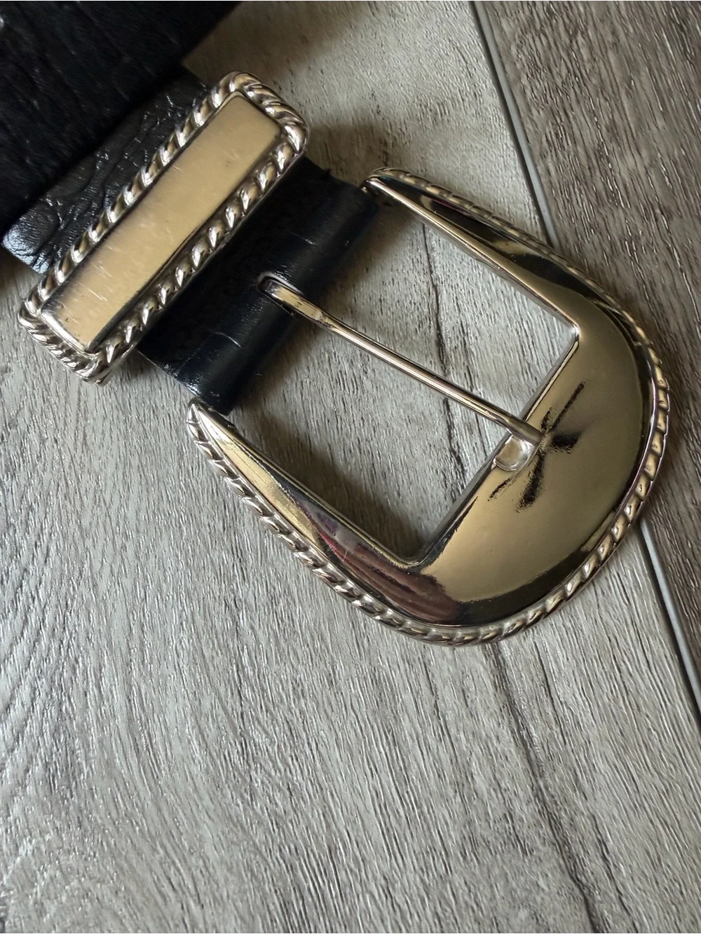 The Ritz Collection-GenuineBlack Leather Croc Embossed Large Silver Buckle-